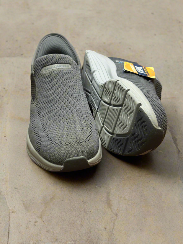 Grey SKECHER’S
