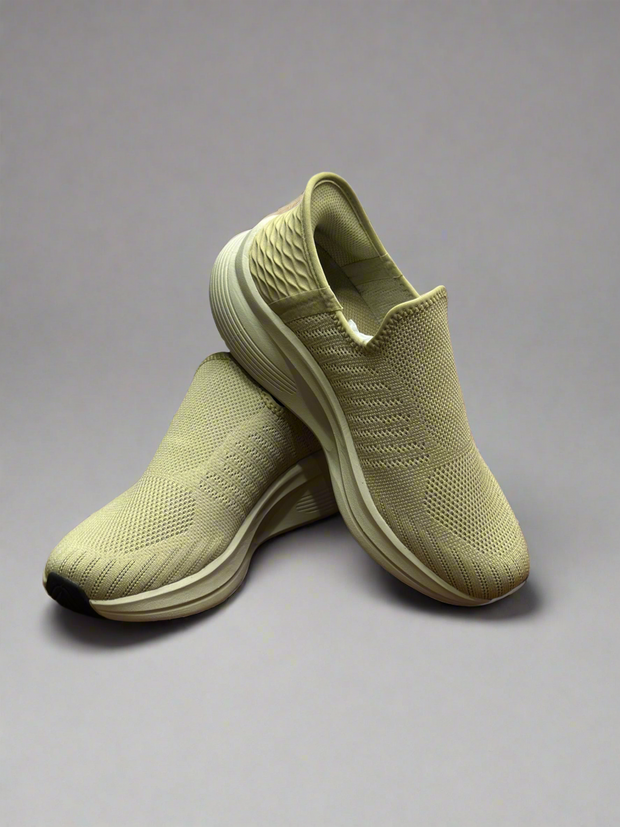 Light Green SKECHER’S