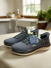 Navy Blue SKECHER’S