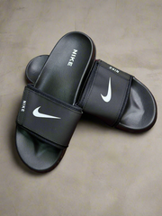 Black Nike SLIPPER’S