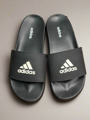 Black Adidas SLIPPER’S