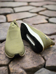 Camel SKECHERS