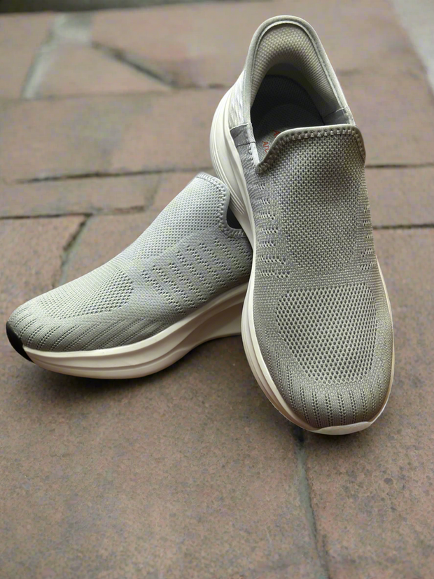 Light Grey SKECHER’S