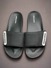 Skeachers Black SLIPPER’S