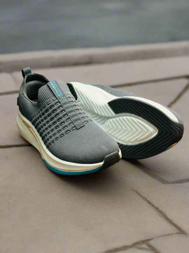 Grey SKECHER’S